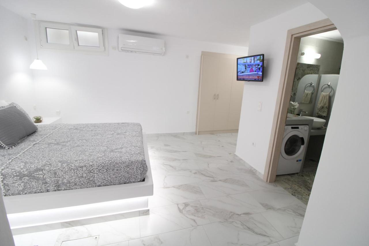 Plaka Philoxenia Apartments Екстериор снимка
